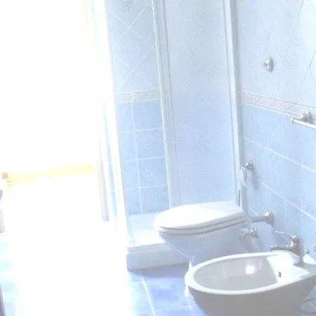 With One Bedroom In With Wonderful Sea View And Enclosed Garden 3 Km From The Beach Apartment